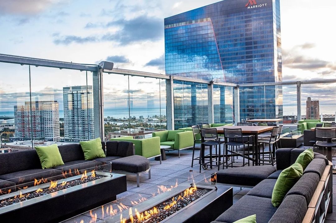 vurooftop chicagorooftopbars