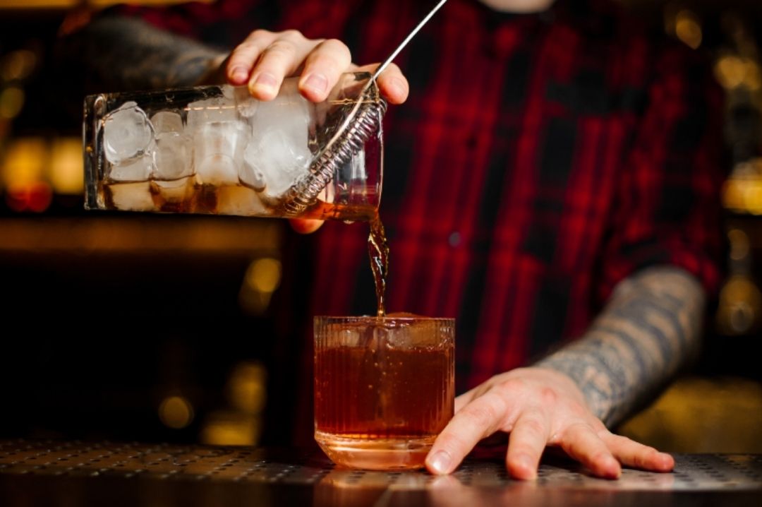 chicagodecemberevents FEW Cocktail Class: A FEW Killer Old Fashioneds
